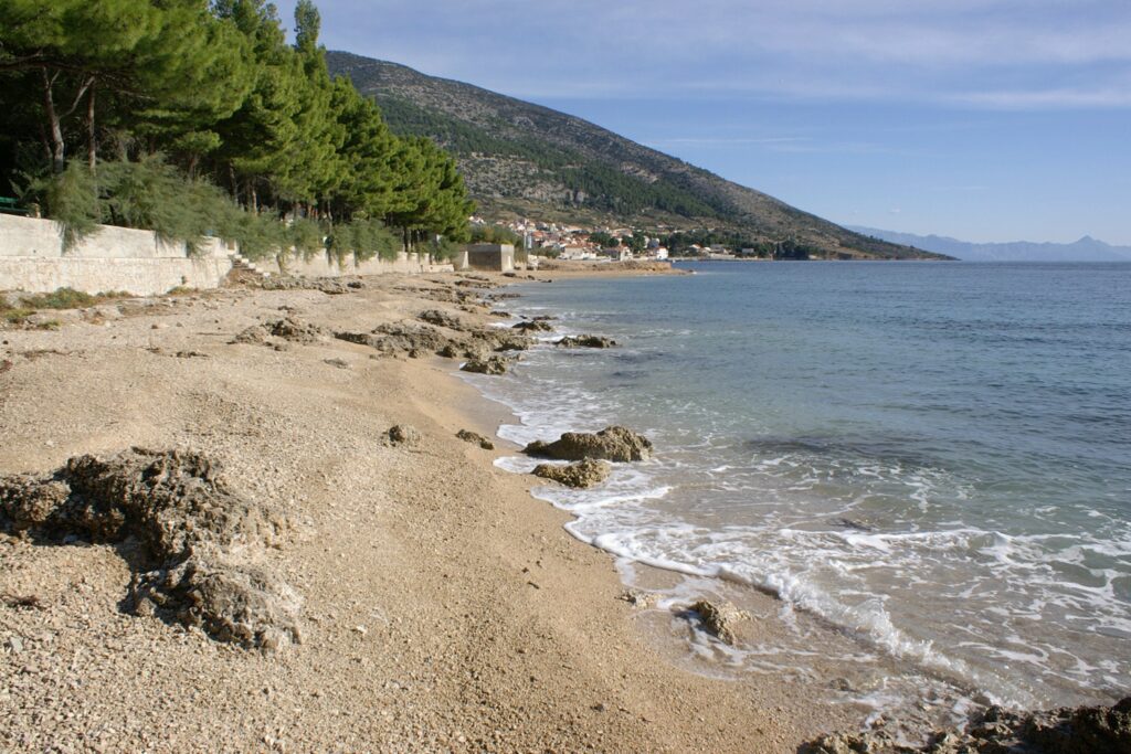 Plaža čempresa beach, Bol, Brač, Croatia