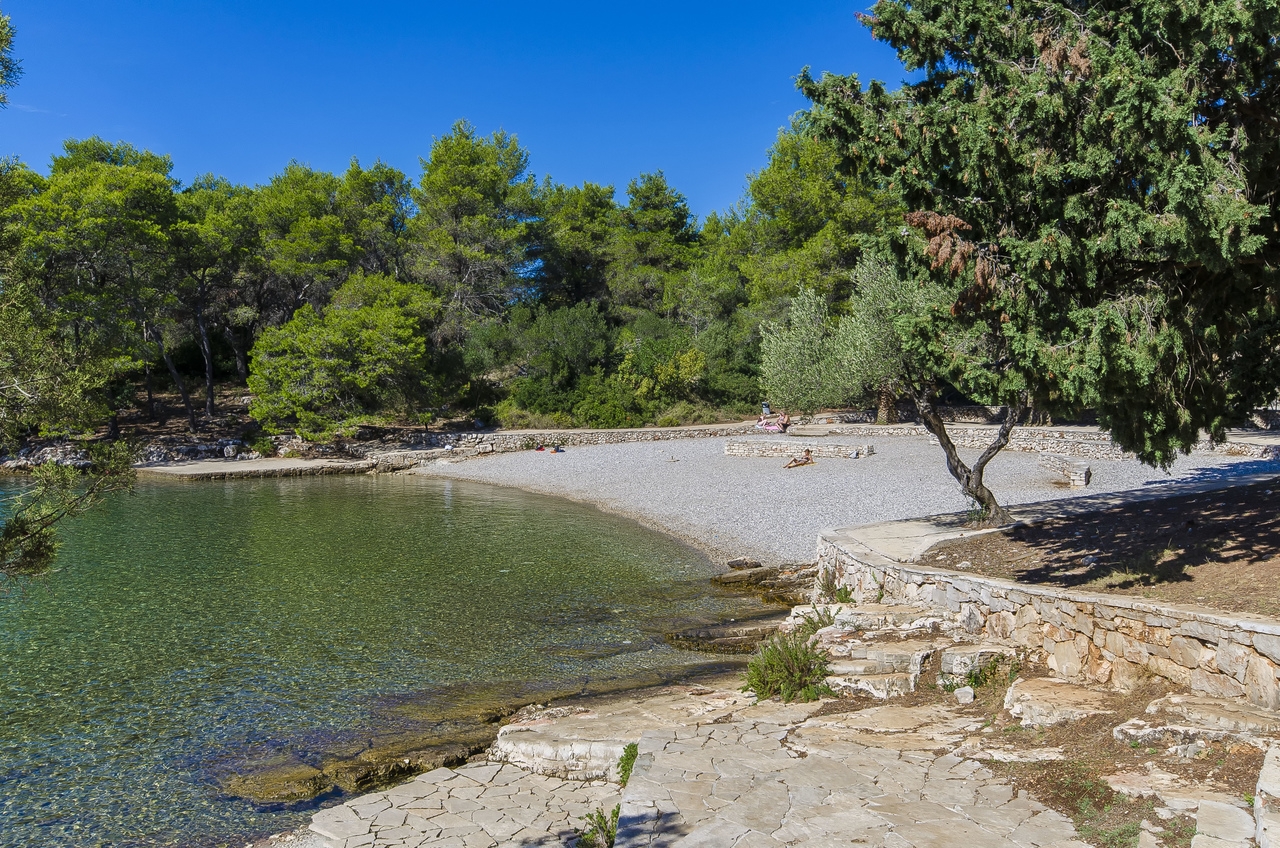 Beach Stari Grad