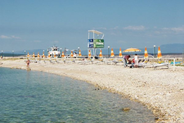 Crni beach - photo 12