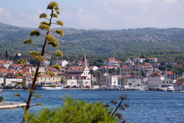 Milna