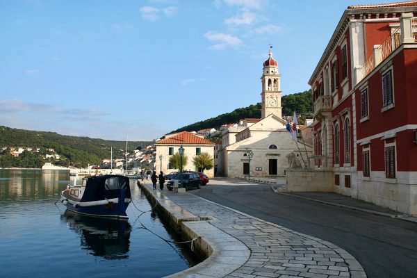 Pučišća - photo 11