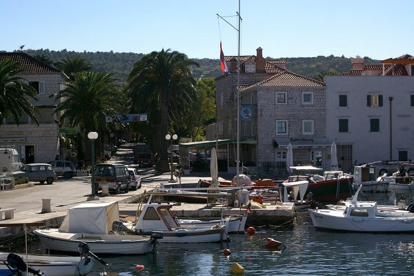 Sutivan - photo 8