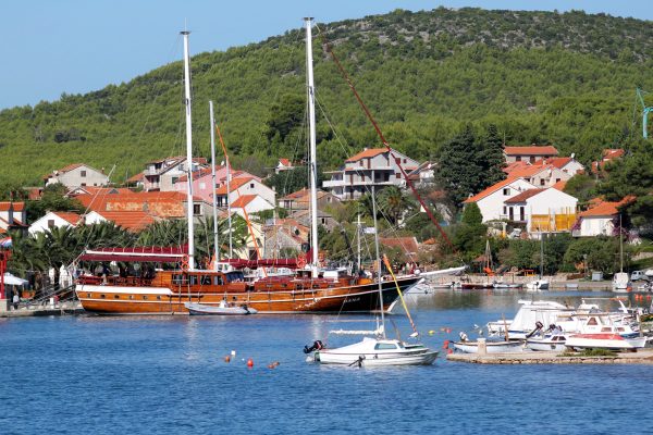 Vrboska - photo 5