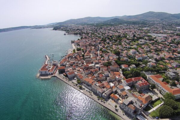Kaštel Novi - photo 2