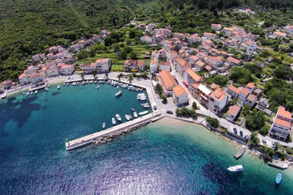 Račišće - photo 2