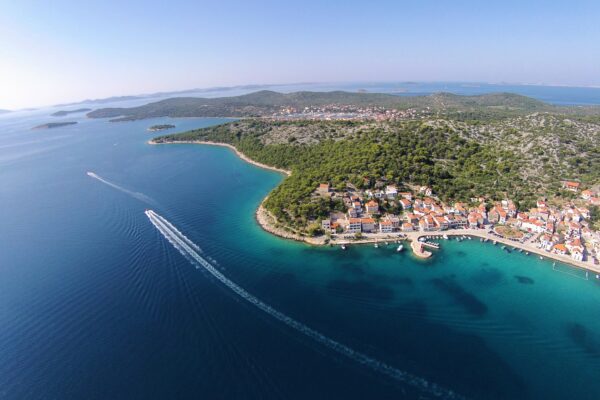 Tisno - photo 3