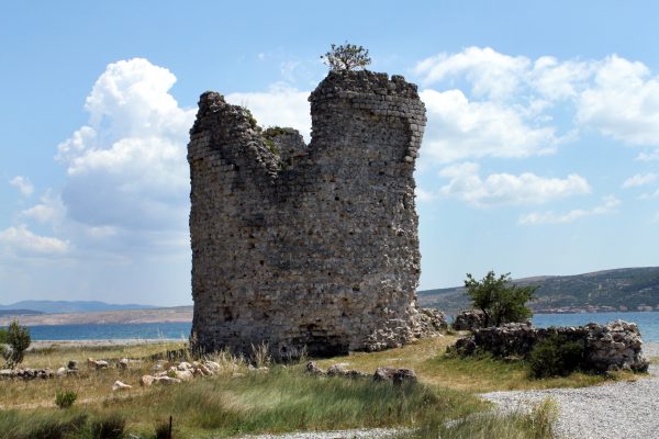 Starigrad - photo 2