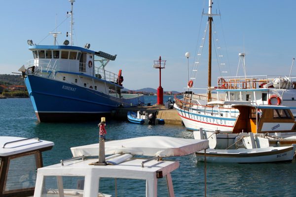 Neviđane - photo 8