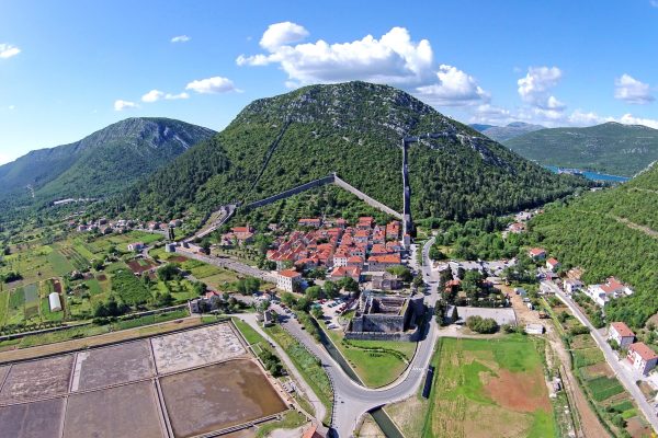 Ston