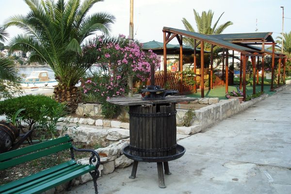 Krapanj - photo 4