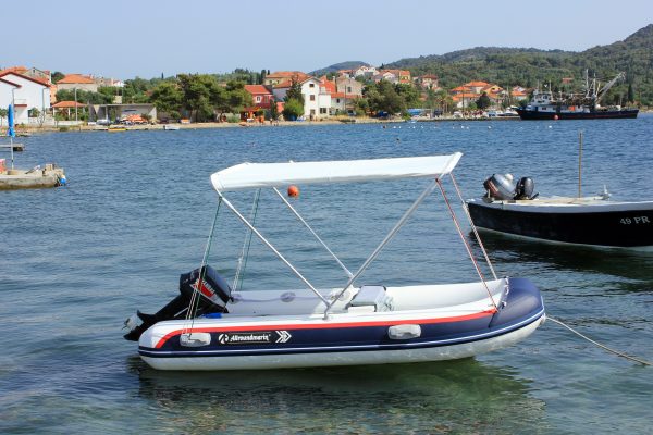 Sutomišćica - photo 6