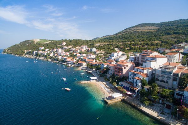 Komarna