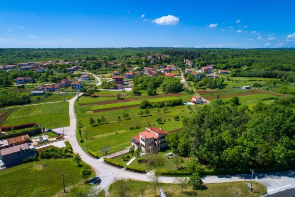 Manjadvorci - photo 1
