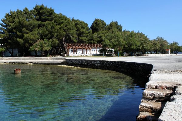 Veli Iž - photo 23