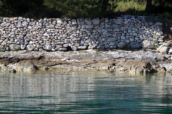 Veli Iž - photo 25