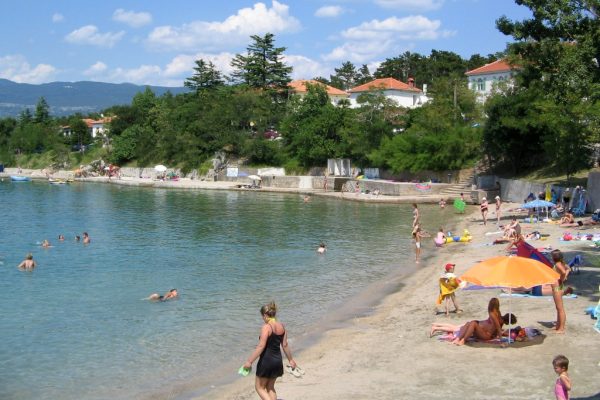 Pseća plaža Šilo - photo 24