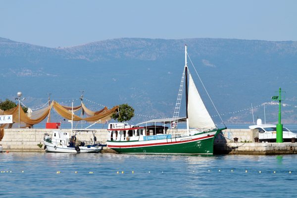 Njivice - photo 3