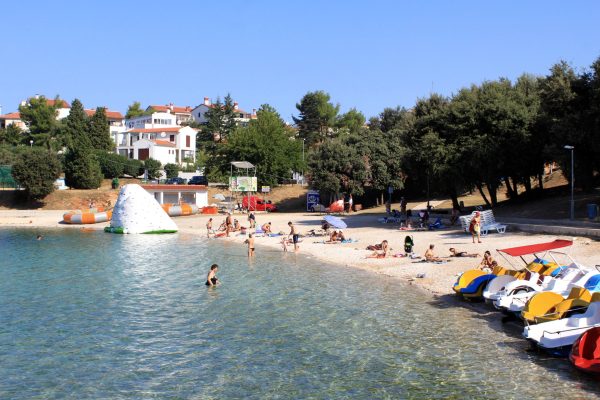 Pješčana Uvala - photo 20