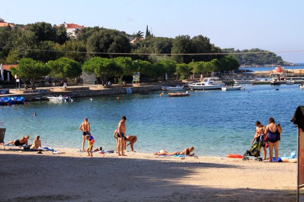 Pješčana Uvala - photo 17