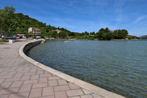 Supetarska Draga - photo 4